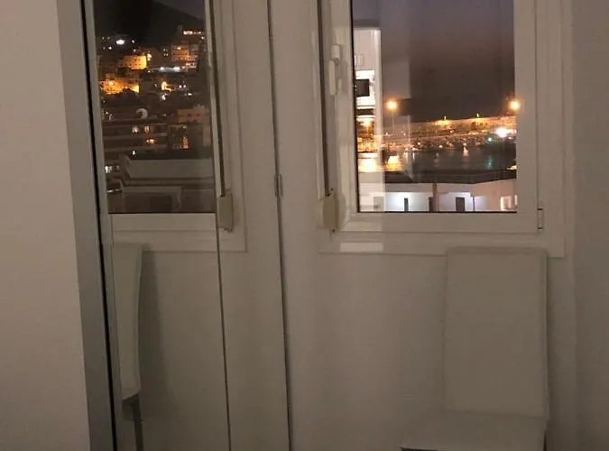 First Line Sea, Luxury Penthouse, Sea And Sunset View Vivenda Vacational Guayero 618 Los Cristianos (Tenerife)